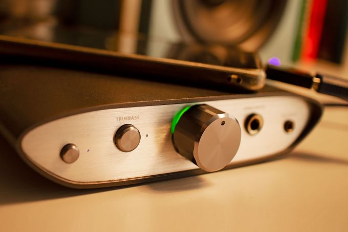 新品SENNHEISER HD600 02 購入新商品www.mnconstrutora.com